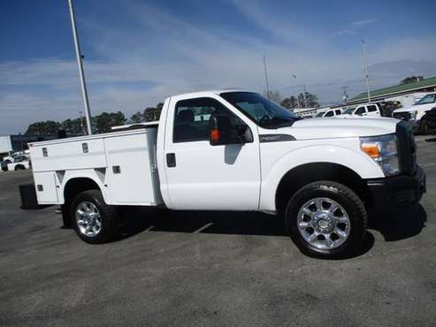 2013 Ford F350 XL Regular Cab 4wd Utility Bed - - by for sale in Lawrenceburg, TN