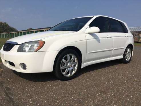 2006 Kia spectra S, 4-door, 4cyl, 163,000 miles good runner - cars &... for sale in Clayton, MN