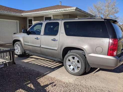2008 GMC 4x4 Yukon MUST SEE! - cars & trucks - by owner - vehicle... for sale in Rapid City, SD