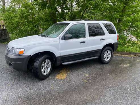 2007 Ford Escape XLT V6 & 4X4! for sale in Dallastown, PA
