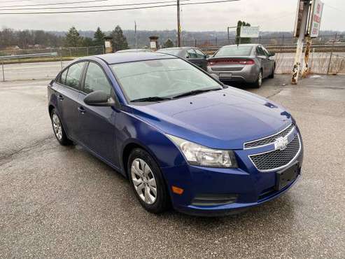 2013 Chevrolet Cruze (77k Miles !!) - cars & trucks - by owner -... for sale in Pittsburgh, PA