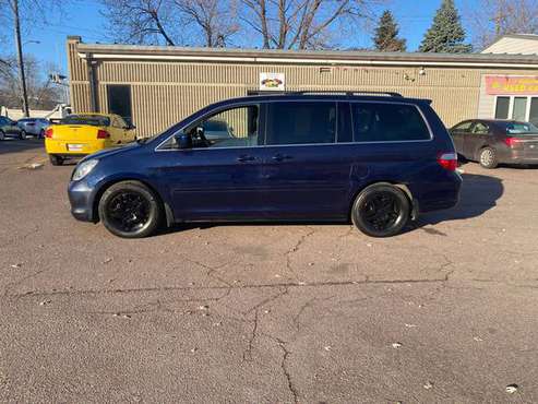 2006 Honda Odyssey EXL LEATHER (BARGAIN) - cars & trucks - by dealer... for sale in Sioux Falls, SD