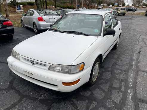 1996 TOYOTA COROLLA - cars & trucks - by owner - vehicle automotive... for sale in Milford, MA