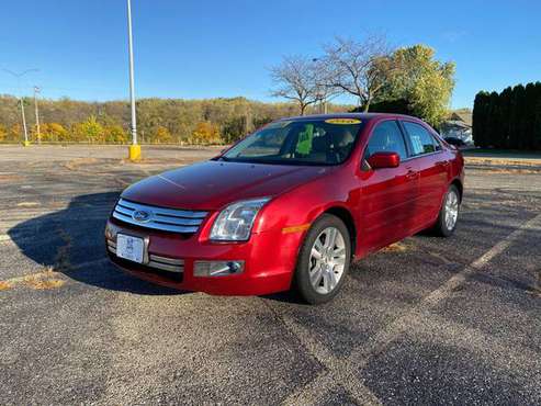 2008 Ford Fusion SEL - cars & trucks - by dealer - vehicle... for sale in Fort Atkinson, WI