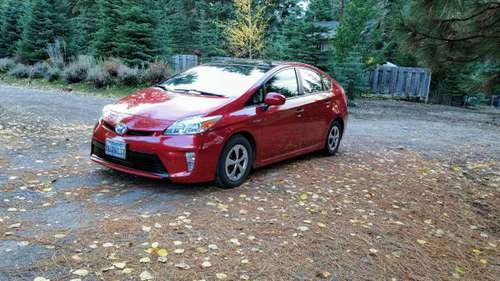 2013 Toyota Prius 3 Hybrid - cars & trucks - by owner - vehicle... for sale in Mount Shasta, CA