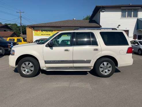 ★★★ 2007 Lincoln Navigator / 4x4 / Fully Loaded! ★★★ for sale in Grand Forks, ND