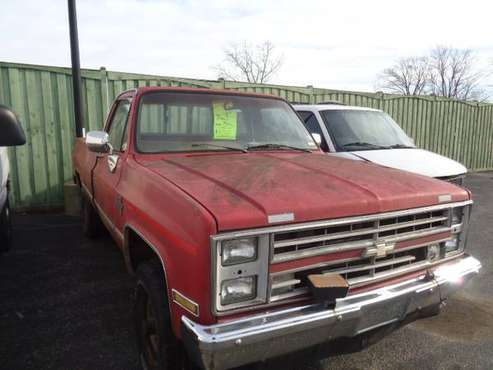 1987 CHEVY V20 PICK UP 4X4 - cars & trucks - by dealer - vehicle... for sale in PARK CITY, WI