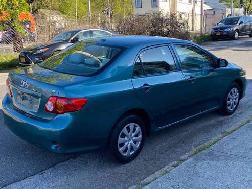 2009 Toyota Corolla Le 59, 000 miles clean car fax 1 owner - cars & for sale in West Hempstead, NY
