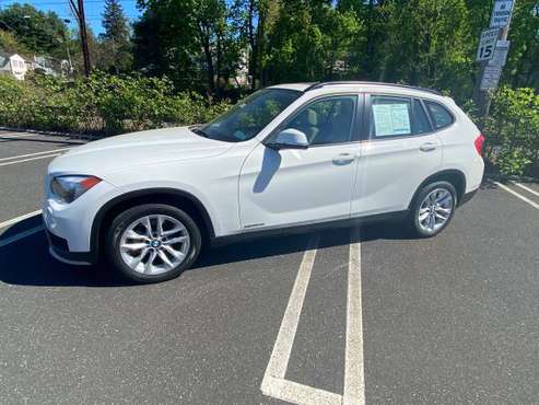BEAUTIFUL 2015 BMW X1 DRIVE28i AWD LEATHER LOADED! LOW MILES! LIKE for sale in Jenkintown, PA