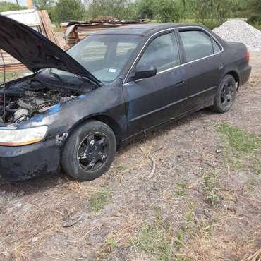 99 Honda Accord - cars & trucks - by owner - vehicle automotive sale for sale in Sinton, TX