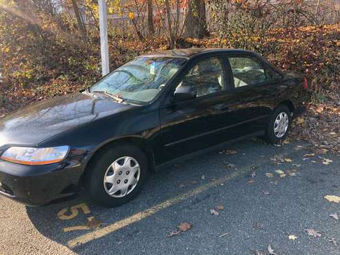 00 Honda Accord - cars & trucks - by owner - vehicle automotive sale for sale in Oxford, CT