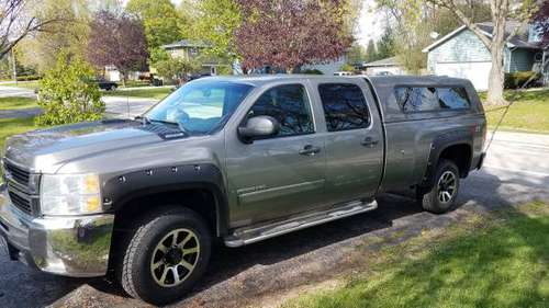 2007 Chevrolet Silverado 2500HD 4WD Crew Cab 167" Long Bed LT - cars... for sale in West Chicago, IL
