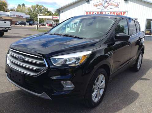 2017 Ford Escape SE - cars & trucks - by dealer - vehicle automotive... for sale in Cambridge, MN