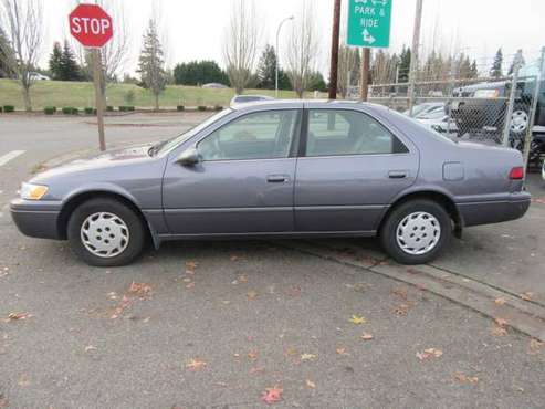 1998 *Toyota* *Camry* *4dr Sedan LE Automatic* - cars & trucks - by... for sale in Marysville, WA
