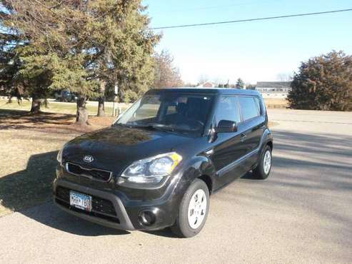 2013 Kia Soul only 93,000m, 6 spd man, 30 MPG, all pwr - cars &... for sale in Hudson, MN