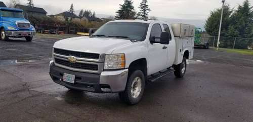2009 Chevy 2500HD 4X4 Work truck - cars & trucks - by owner -... for sale in Wilsonville, OR