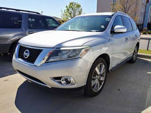 2014 NISSAN PATHFINDER PLATINUM - LEATHER! LOADED LOW MILES - cars & for sale in Ardmore, OK
