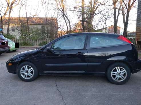 2004 Ford Focus ZX3 - cars & trucks - by owner - vehicle automotive... for sale in Fayetteville, AR