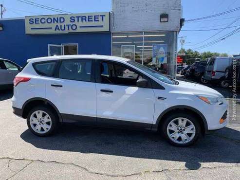 2013 Ford Escape S 2.5l 4 Cylinder Engine 6-speed A/t Fwd 4dr S for sale in Manchester, VT