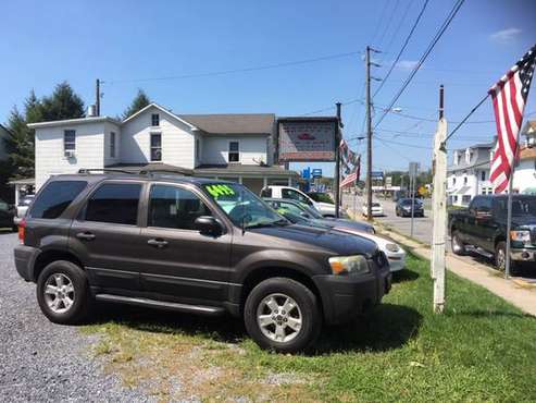 2007 FORD ESCAPE XLT - cars & trucks - by dealer - vehicle... for sale in Manheim, PA