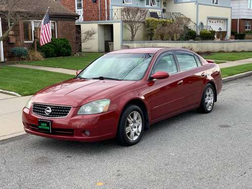 2005 Nisan Altima!! No Accident!! One Owner!! - cars & trucks - by... for sale in Lawrence, NY