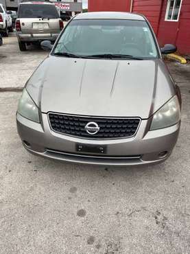 ALTIMA 3.5 115xxx miles - cars & trucks - by dealer - vehicle... for sale in Springfield, MO
