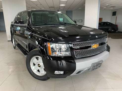 2010 Chevrolet Avalanche LT - - by dealer - vehicle for sale in Springfield, IL