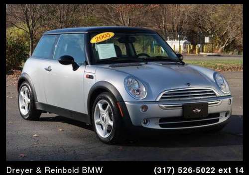 2005 Mini Cooper Hardtop Base - cars & trucks - by dealer - vehicle... for sale in Indianapolis, IN