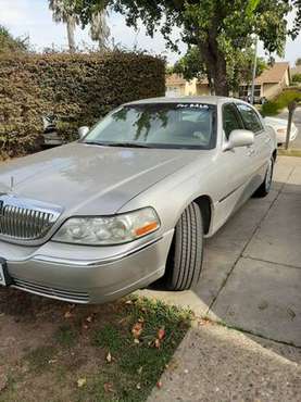 2006 Lincoln town car - cars & trucks - by owner - vehicle... for sale in Salinas, CA