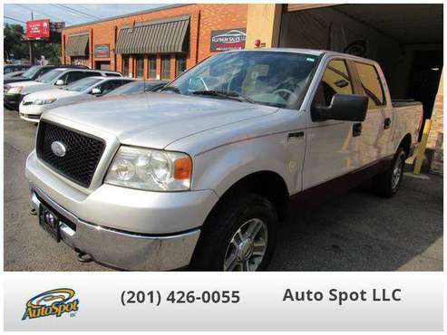 2006 Ford F150 SuperCrew Cab XLT Pickup 4D 6 1/2 ft EZ-FINANCING! for sale in Garfield, NJ