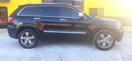 Grand Cherokee Overland 2012 - cars & trucks - by owner - vehicle... for sale in Laredo, TX