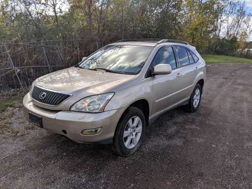 Lexus RX 330 runs great 4x4 heated leather loaded for sale in New Baltimore, MI