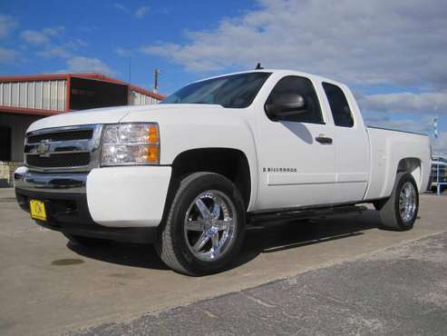 2008 Chevrolet Chevy Silverado 1500*Extended Cab*LT*2WD*2 Lift*20 for sale in New Braunfels, TX
