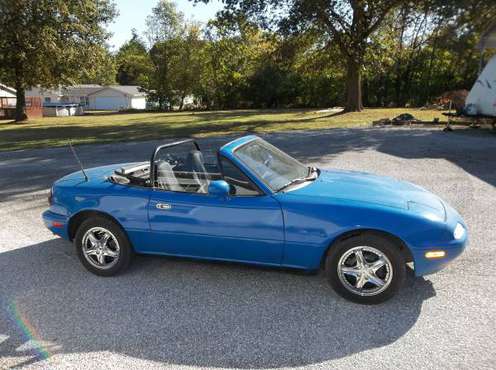 1992 mazda convertible/ sold for sale in Carterville, IL