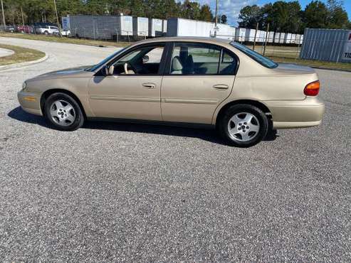 2004 Chev. Malibu 116 K! Very nice. - cars & trucks - by owner -... for sale in Wilmington, NC