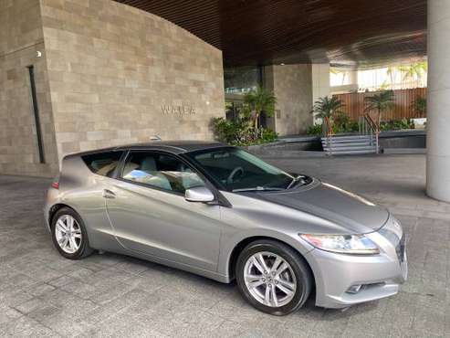 2011 Honda CR-Z. Manual. In great condition no issues - cars &... for sale in Honolulu, HI