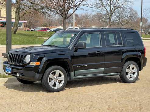 2012 Jeep Patriot Latitude 4WD - - by dealer - vehicle for sale in Aurora, IL