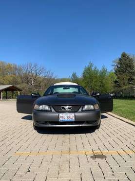 2004 Ford Mustang V8 for sale in Bolingbrook, IL