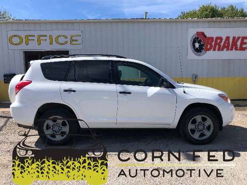2008 TOYOTA RAV4 100% RUST FREE+3RD ROW+SERVICED for sale in CENTER POINT, IA