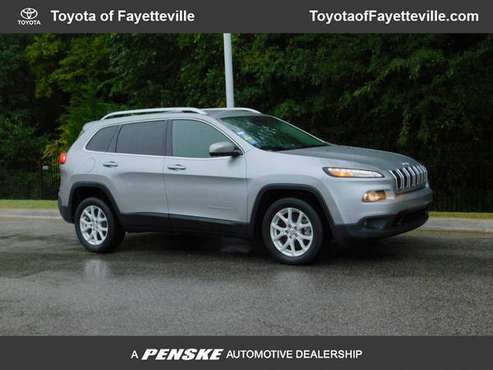 2016 *Jeep* *Cherokee* *FWD 4dr Latitude* SILVER for sale in Fayetteville, AR