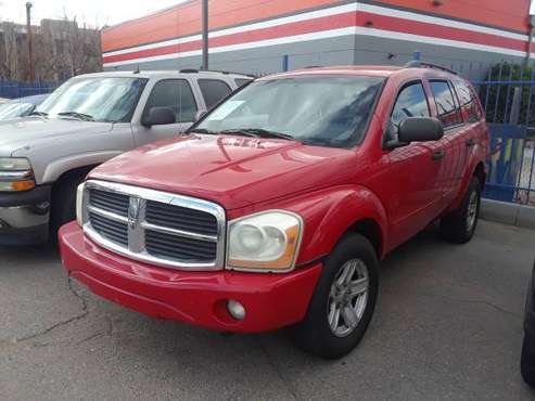 2005 dodge Durango 4x4 $3950 - cars & trucks - by dealer - vehicle... for sale in Albuquerque, NM