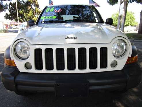 XXXXX 2006 JEEP LIBERTY 4x4 One OWNER 120,000 Original miles... for sale in Fresno, CA