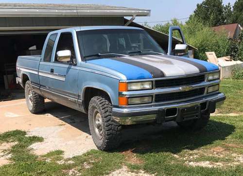 1992 Chevy Silverado, extended cab, 4X4, 5.7L, Automatic, seats 6. for sale in Plattsmouth, NE