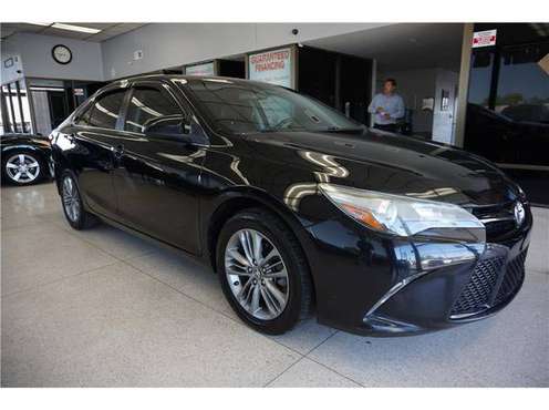 2016 Toyota Camry SE Sedan 4D WE CAN BEAT ANY RATE IN TOWN! - cars & for sale in Sacramento , CA