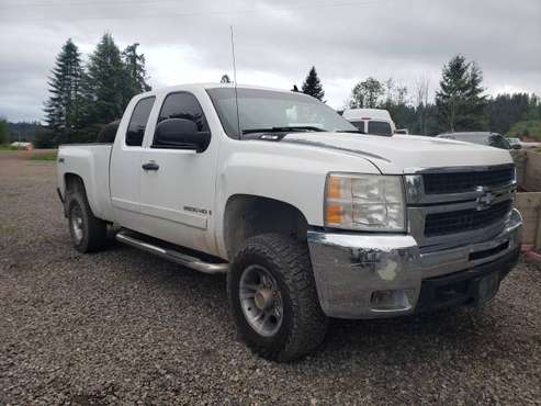 07 new body style chevy 2500hd 4x4 for sale in Silver Creek, WA
