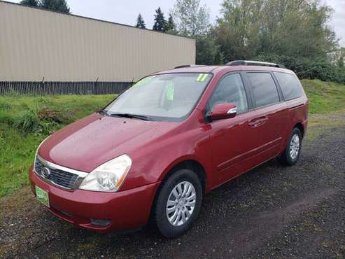 🔥🔥LOW MILE,CLEAN,3RD ROW~2011 KIA SEDONA LX - cars & trucks - by... for sale in VANCOUVER/CLARK COUNTY, OR