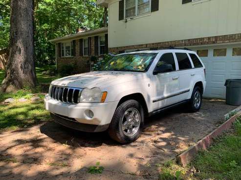 2005 Jeep Grand Cherokee5 7 4x4, Need Engine, NEW TRANY! - cars & for sale in Kennesaw, GA