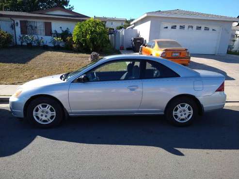 2002 Honda Civic Coupe, 4-Cyl, 5-Speed, SMOGGED! 128k ORIG. MI! -... for sale in Chula vista, CA