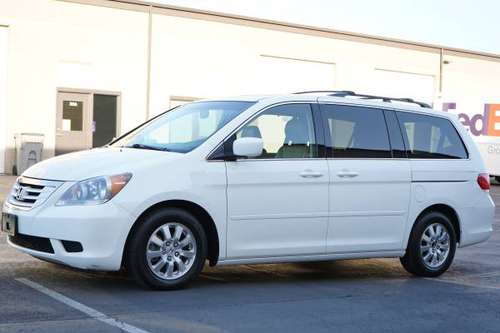 2010 Honda Odyssey EX-L - LEATHER/MOONROOF/LOW MILES! - cars & for sale in Beaverton, OR