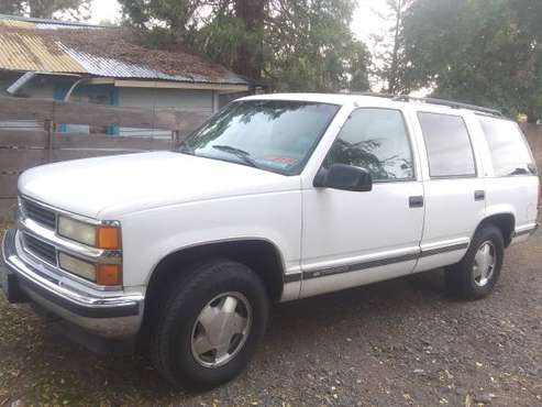 1999 chevy tahoe for sale in Klamath Falls, OR